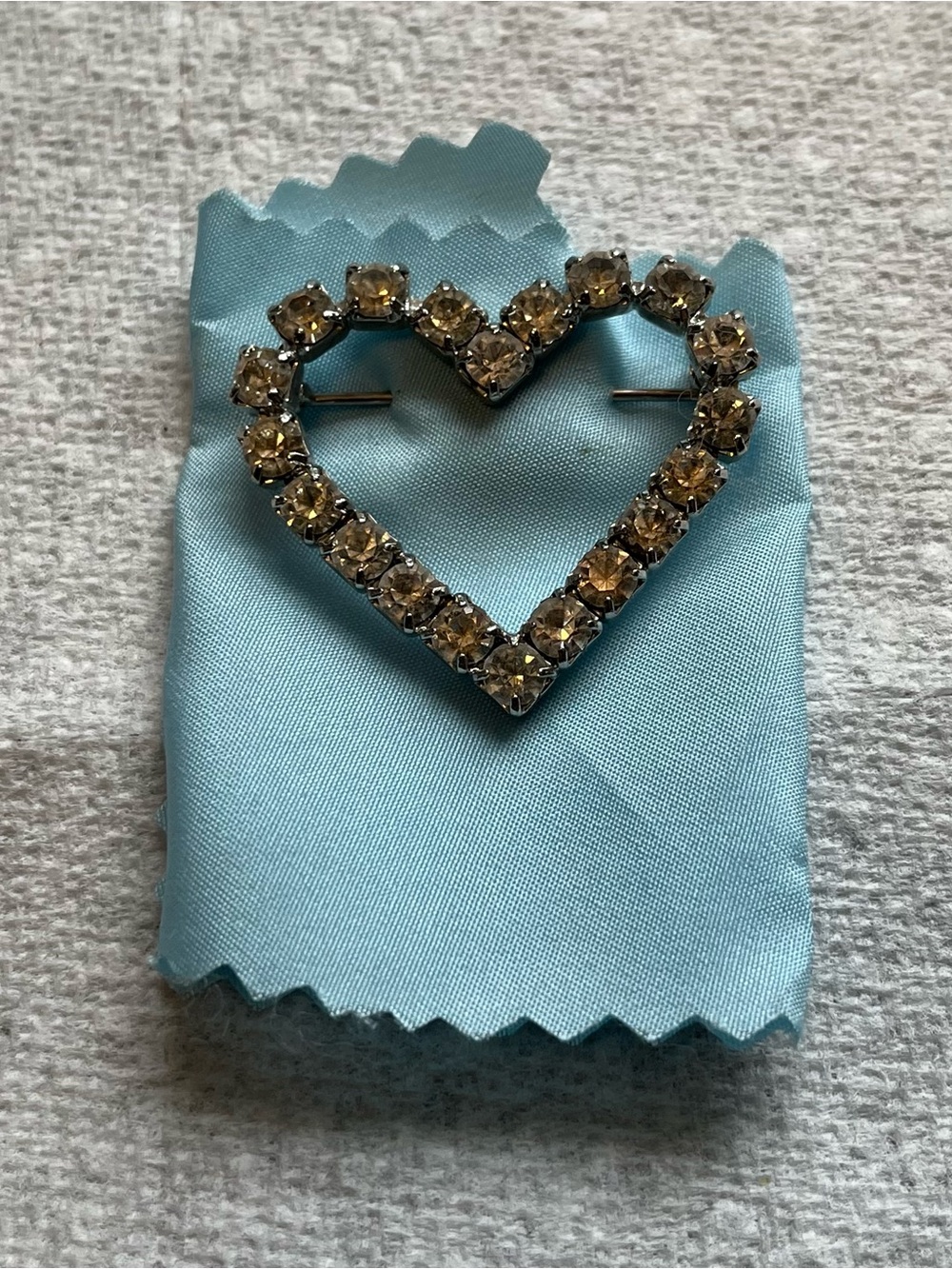 Rhinestone Heart Pin Brooch - Champagne Crystals